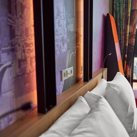 Inntel Hotels Amsterdam Landmark מראה חיצוני תמונה Detail of the interior of a room at the hotel